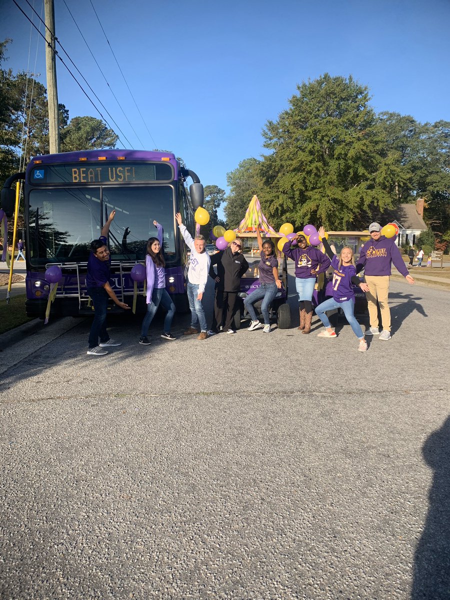 ECUTransit's tweet photo. Look for us in the homecoming parade this morning! #ECUTransit #BeatUSF https://t.co/jxbMCUrVkm