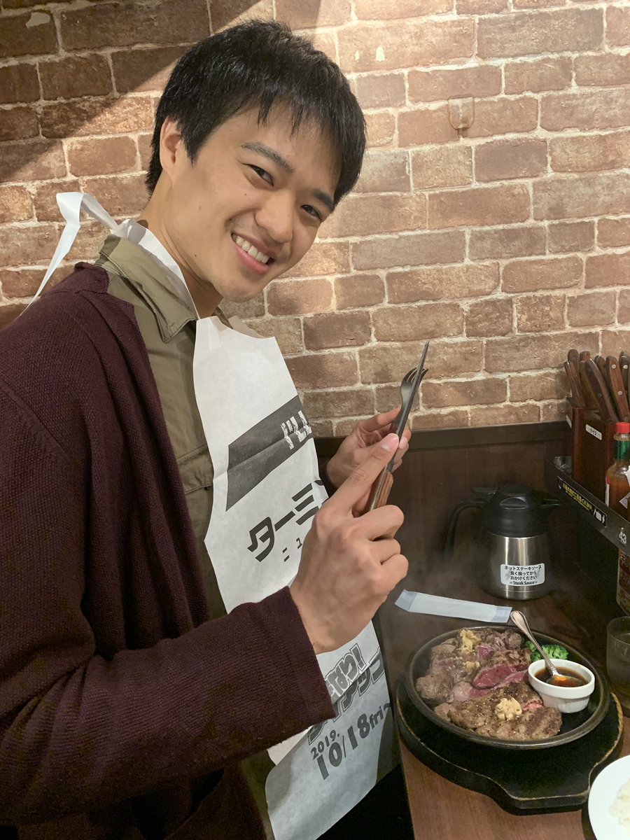 tenihama's tweet photo. 約半年ぶりのさかなさん！！
肉もカラオケも良きでした！！ https://t.co/QvK34dbHaK