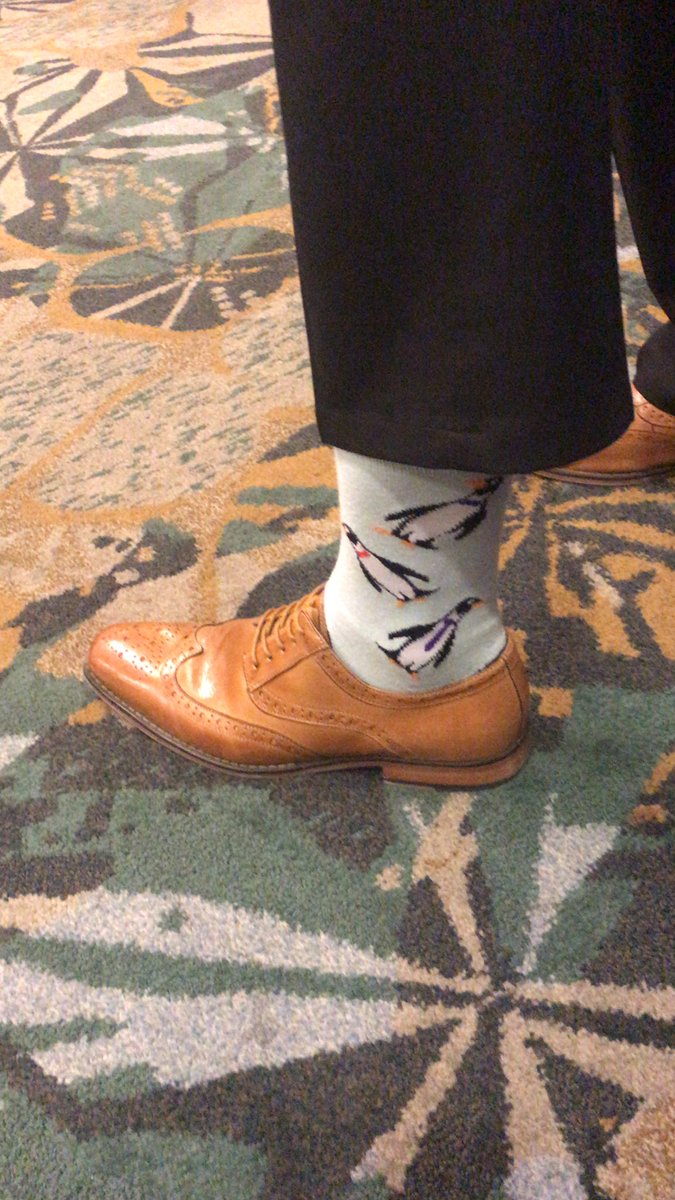 leena_owen's tweet photo. Starting strong at the Medical Student Forum with these @SocksOfACEP #socksofacep #MSC #EMRA #ACEP19 https://t.co/AcdxTKkjOw