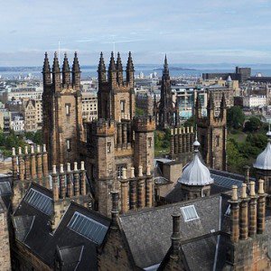 .<a href="/Edinburgh_CC/">The City of Edinburgh Council</a> has revealed its road map for achieving its target to establish the capital as #CarbonNeutral by 2030 - bit.ly/2BLhJo9