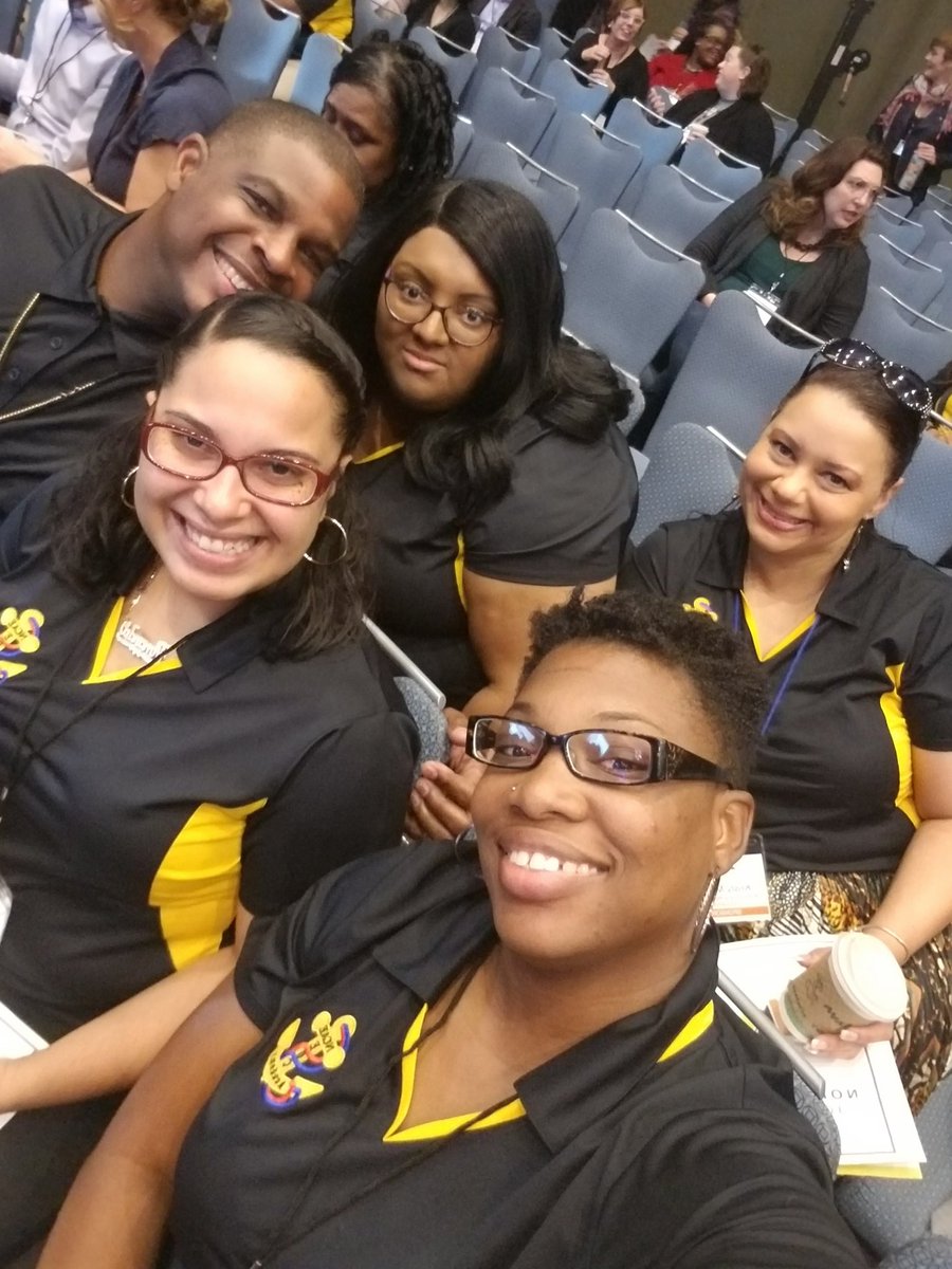 00_MsC's tweet photo. My Kijiji @EocNcae #EOCNCAE https://t.co/VLfRU879Yn