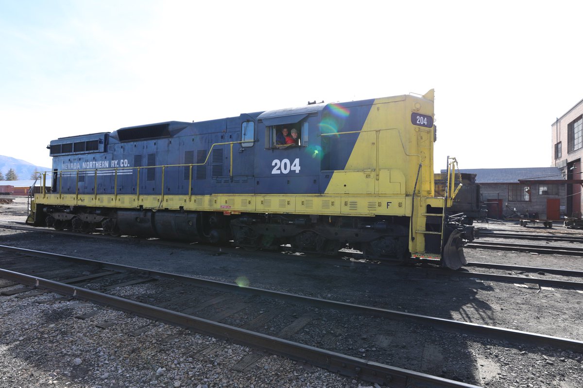 brandyyanchyk's tweet photo. I've always really liked #trains so while I'm in #Nevada I wanted to try the "Be the Engineer" program @NNRy1.
It was so cool to drive a diesel #train! We're filming for my travel series #SeeingtheUSA. It's on @PrimeVideo &amp;public TV stations including #PBS. @UsaSeeing https://t.co/wU6WxGFAtN