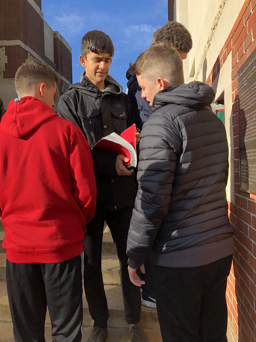 JHGSEdVisits's tweet photo. Finding JHGS Old Boys at the Thiepval Memorial https://t.co/otyBWOHcxI