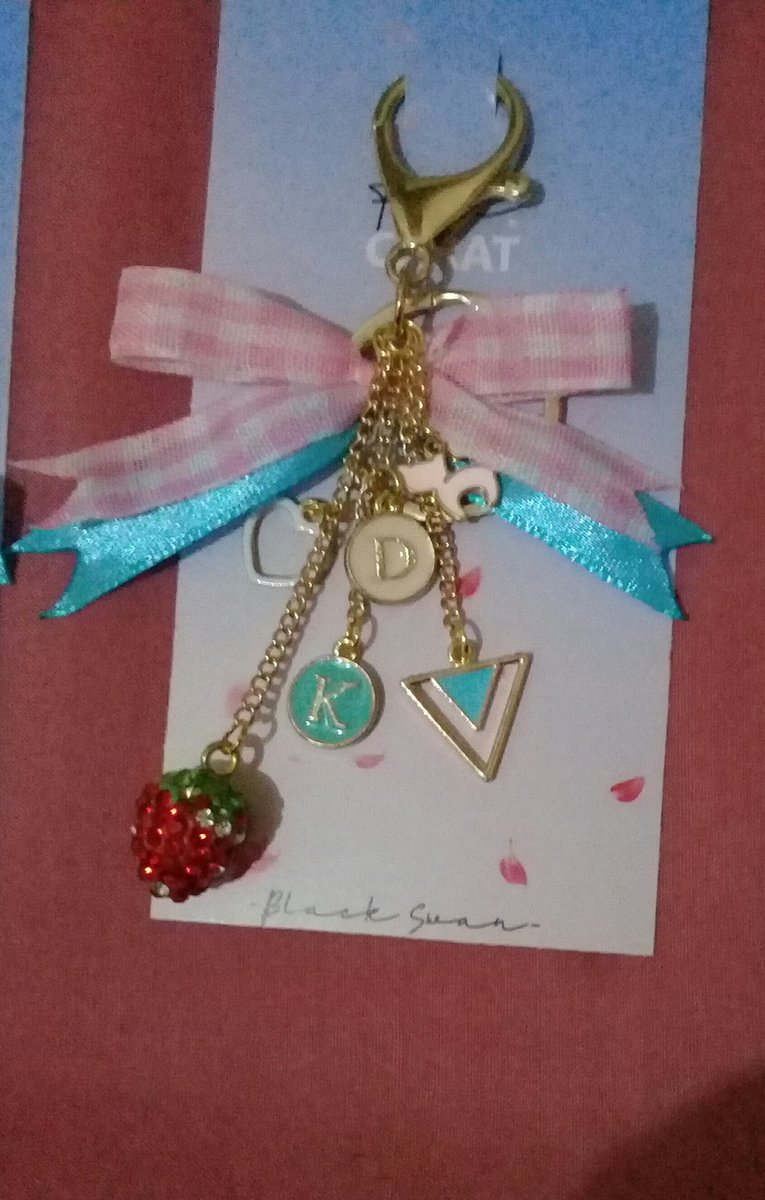 BlackSwan_1109's tweet image. 🍓    SEVENTEEN INITIAL KEYCHAIN    🍓

Contoh 》 DK, WONWOO, JUN Ver

- 50K
- Free req inisial huruf, charm, dan pita
- OVO/SHOPEE/BRI
- Pengiriman dari Tembalang, Semarang

                              🍓🍓

#SeventeenKeychain #SeventeenKeyeing #InitialKeychain