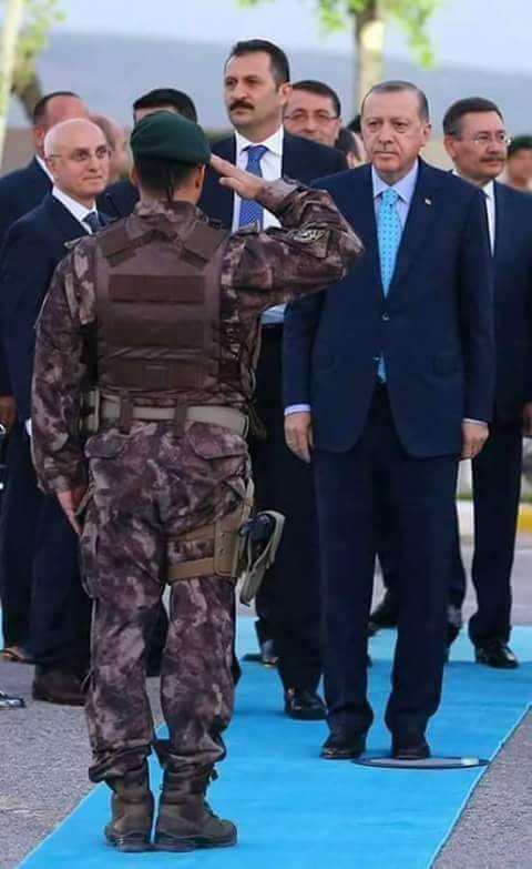 Erdoganln askeri ve diplomatik basarlslnl kabul etmeyen kucumseyen icine sindirmeyen fetocudur dinsizdir imanslzdlr emperyalist abd usagldlr!@