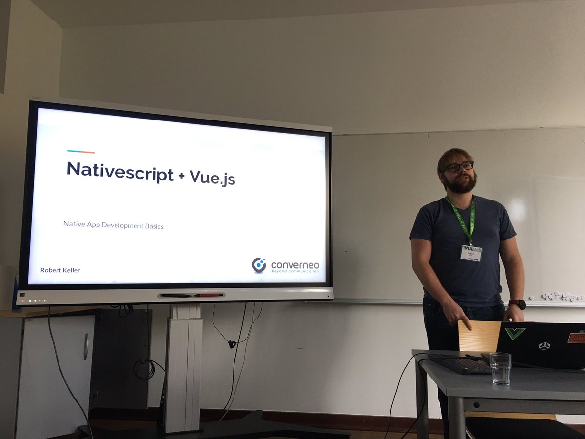 mrtopf's tweet image. Jetzt letzte Session des Tages: NativeScript und Vue.JS

#vuecamp