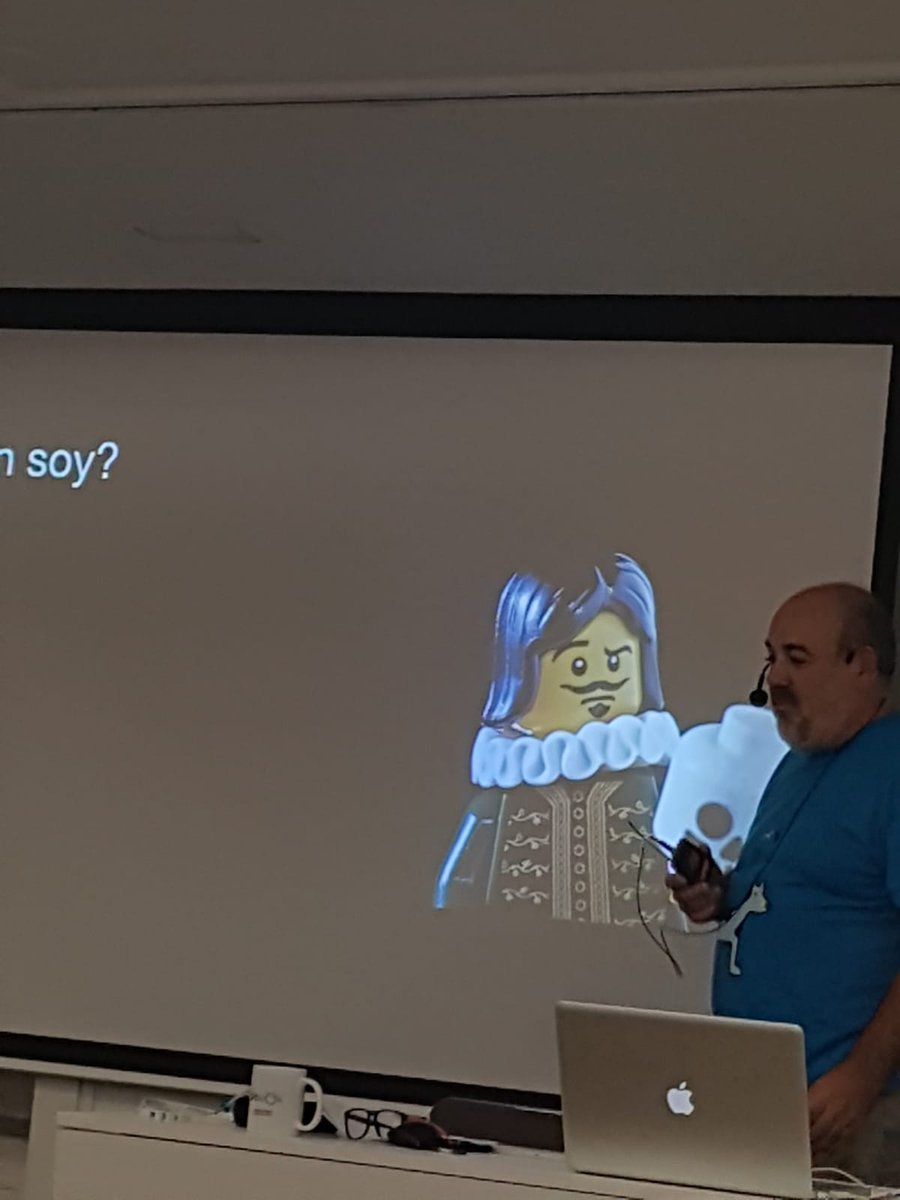 Bitwokers's tweet image. .. ¡volvemos con fuerza💪después de la comida😆!

Preparados para tunear la #data API con Jacinto Rodríguez.

La #SpanishDevcon está que se sale 🔝.

#Claris #WorkplaceInnovationPlatform #FileMaker #SpanisDevcon #Madrid #Bitwok #MarketPlace #Innovación #Desarrolladores