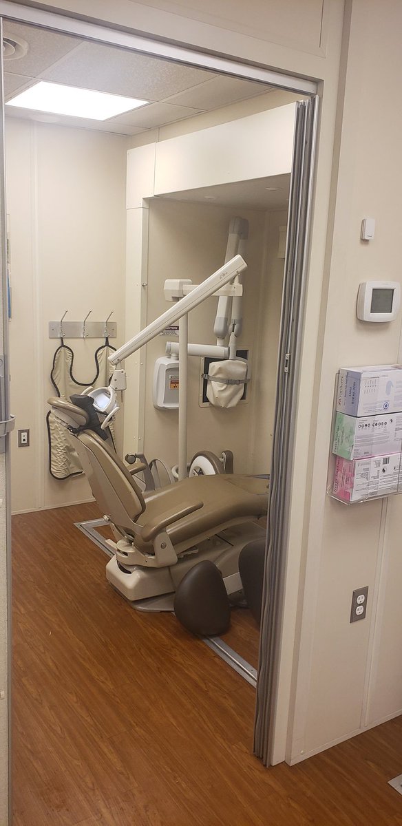 purposed3's tweet photo. FREE dental service available from 9 am- 2pm today, Oct. 26th at Carter-Lawrence! First come, first served!  Open to the public! Bring the kids for the FREE festival as well! https://t.co/DMZpBQYppu