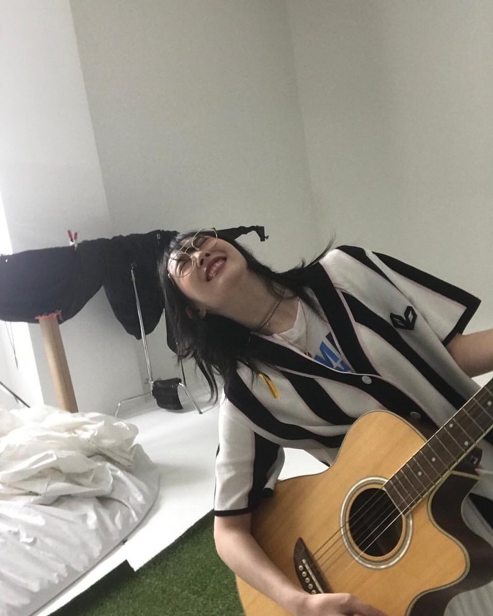 언니,오늘은 어땠어요?  #RememberingSulli