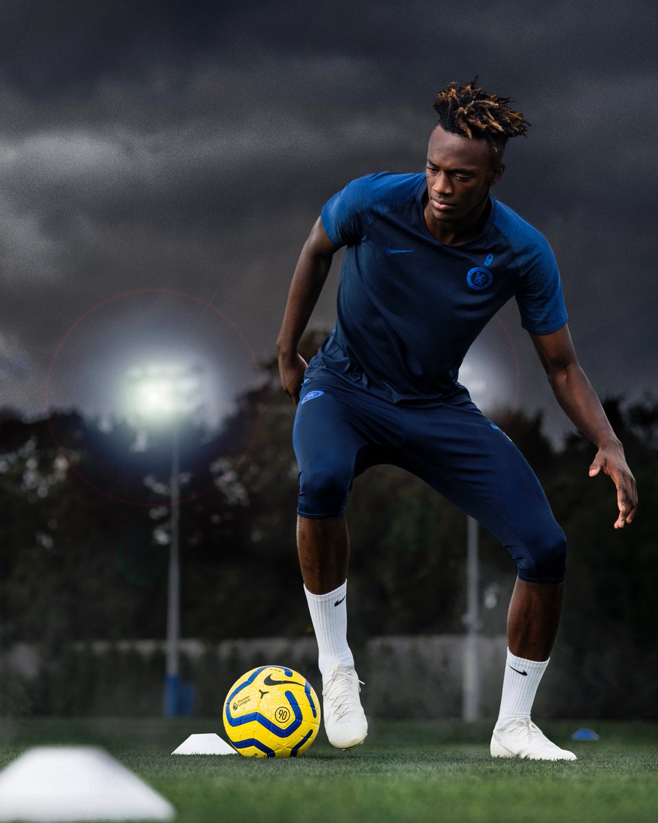 nike football twitter
