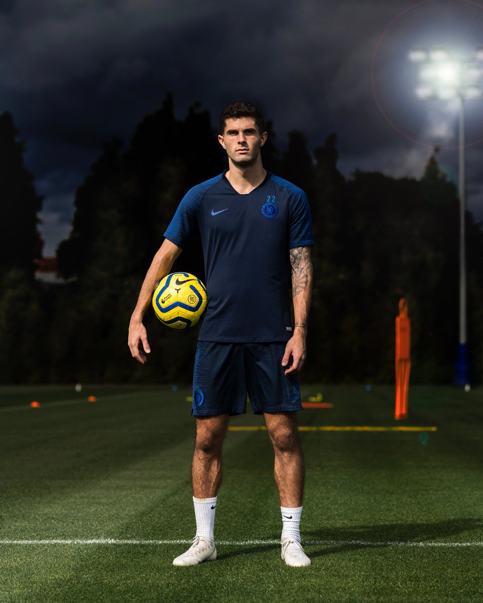 nike football twitter