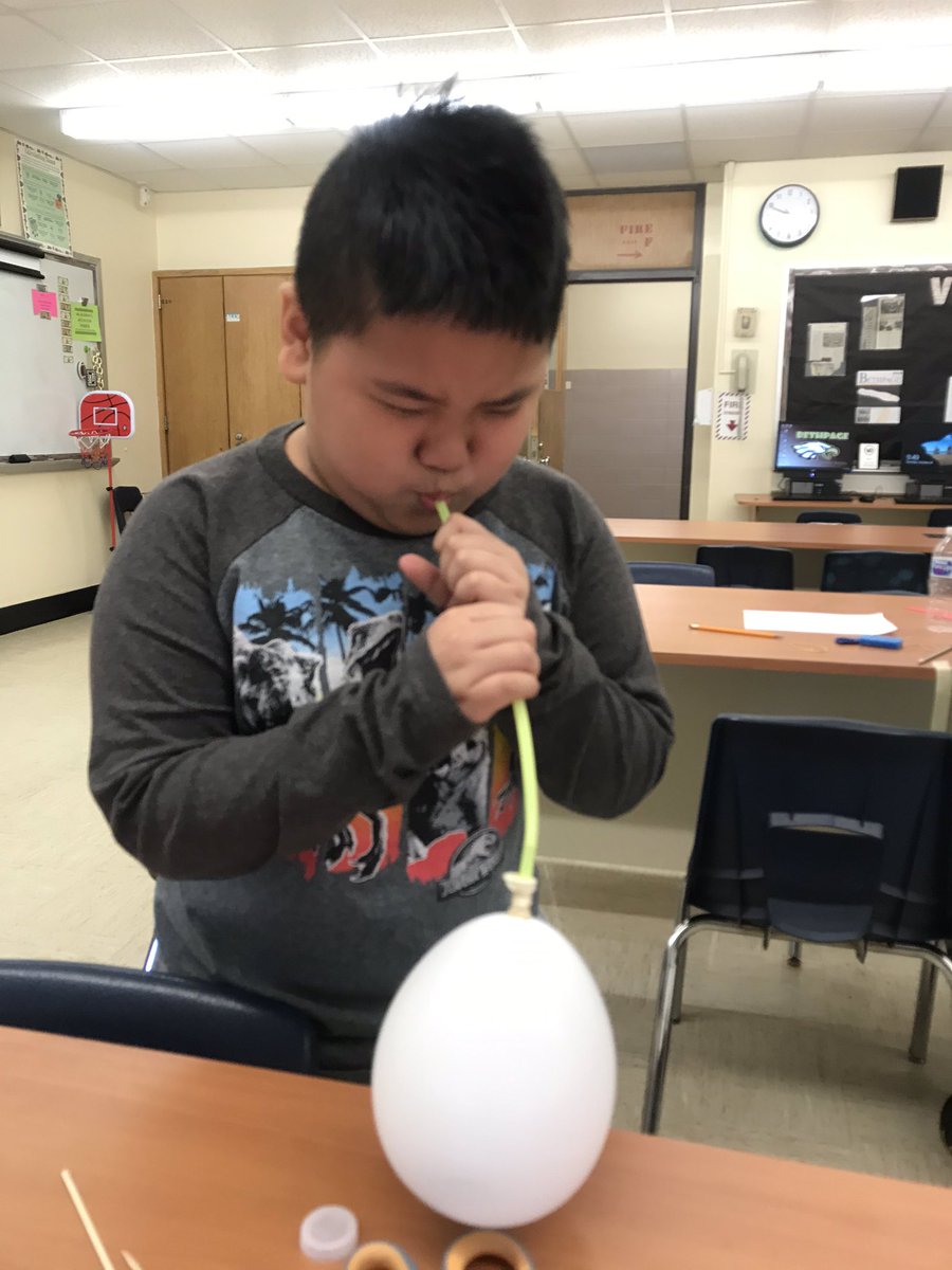 kpotralBethpag1's tweet photo. Still learning on a Saturday!! #science #forceandmotion #cardesigning #pblprojects #somuchfun @BethpageUFSD @BestYearYet https://t.co/GTnnQyunCb