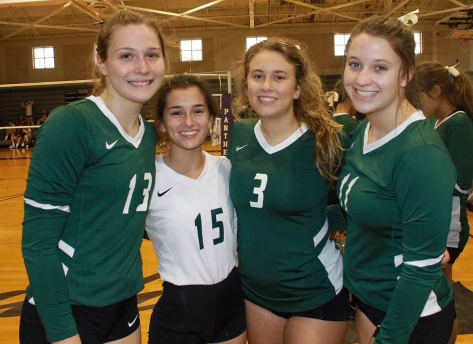 ACHSChips's tweet photo. Thank you to everyone who supported us this season!! Also thank you to our 4 seniors for 5 amazing years of being a volleychip!! We love you!💚🏐 https://t.co/LZhSYOT5vl