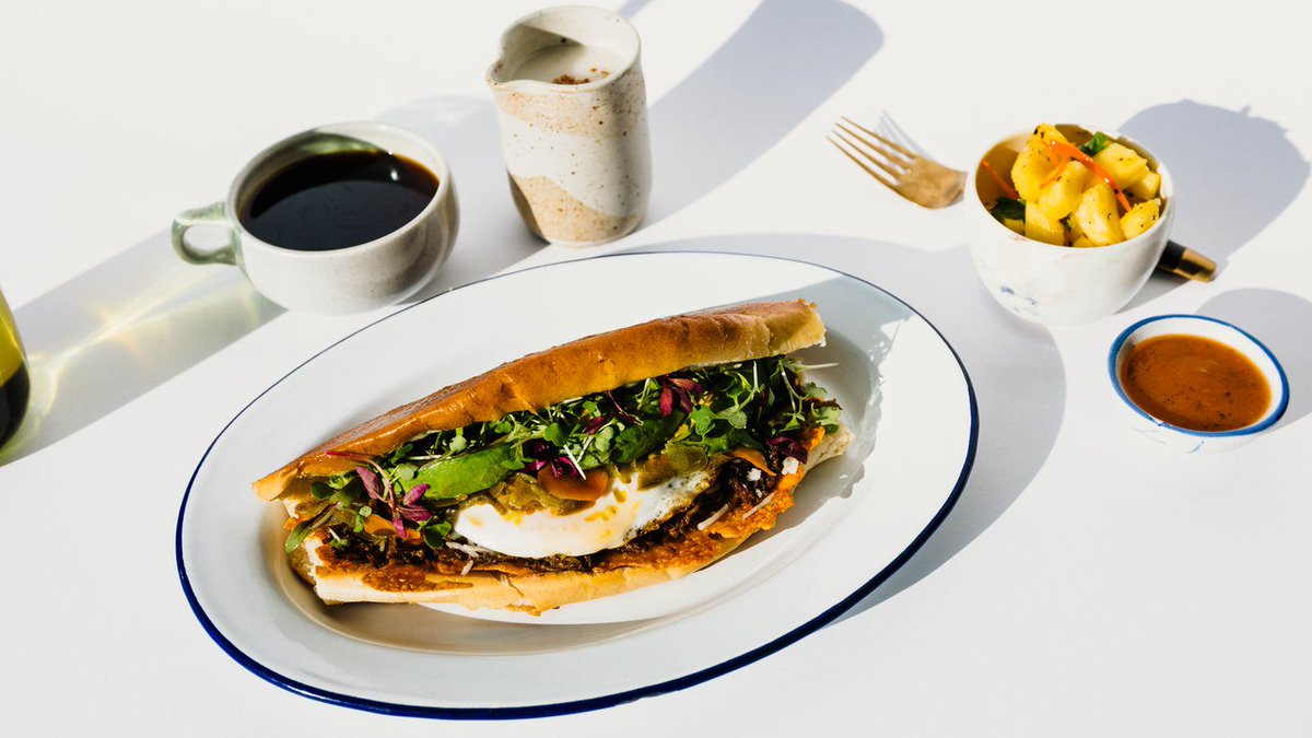 7 #Tricks to Take Your #Sandwich Up a Notch bonappetit.com/story/sandwich… via <a href="/bonappetit/">Bon Appétit</a> #Sandwiches