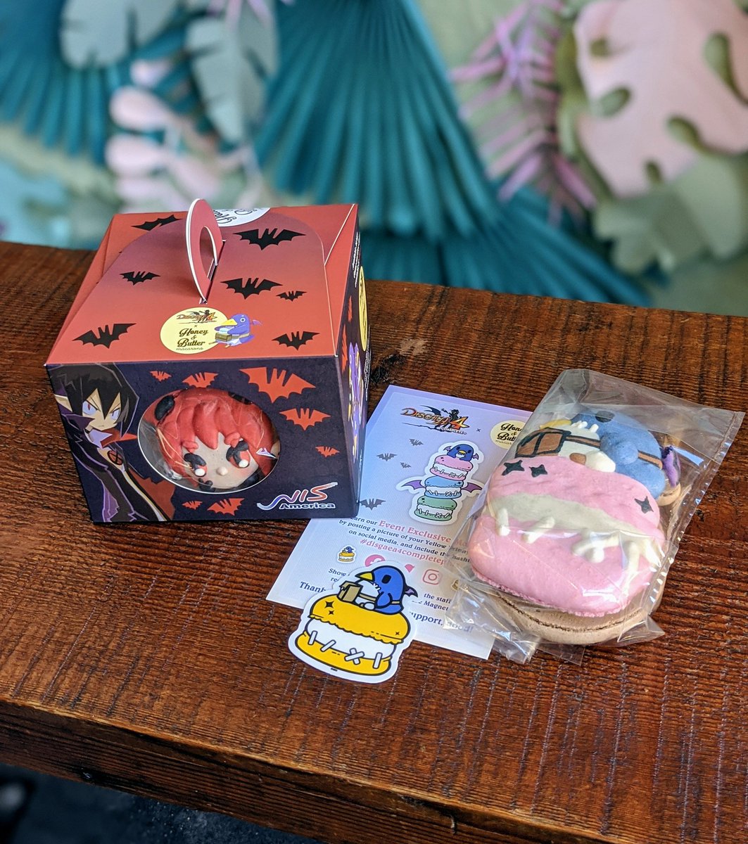 NISAmerica's tweet image. Thank you all for the support at this event with #honeyandbutter in #irvinespectrum! We had a blast seeing you and we hope everyone had a great time, dood! Now let's go play #Disgaea4CompletePlus