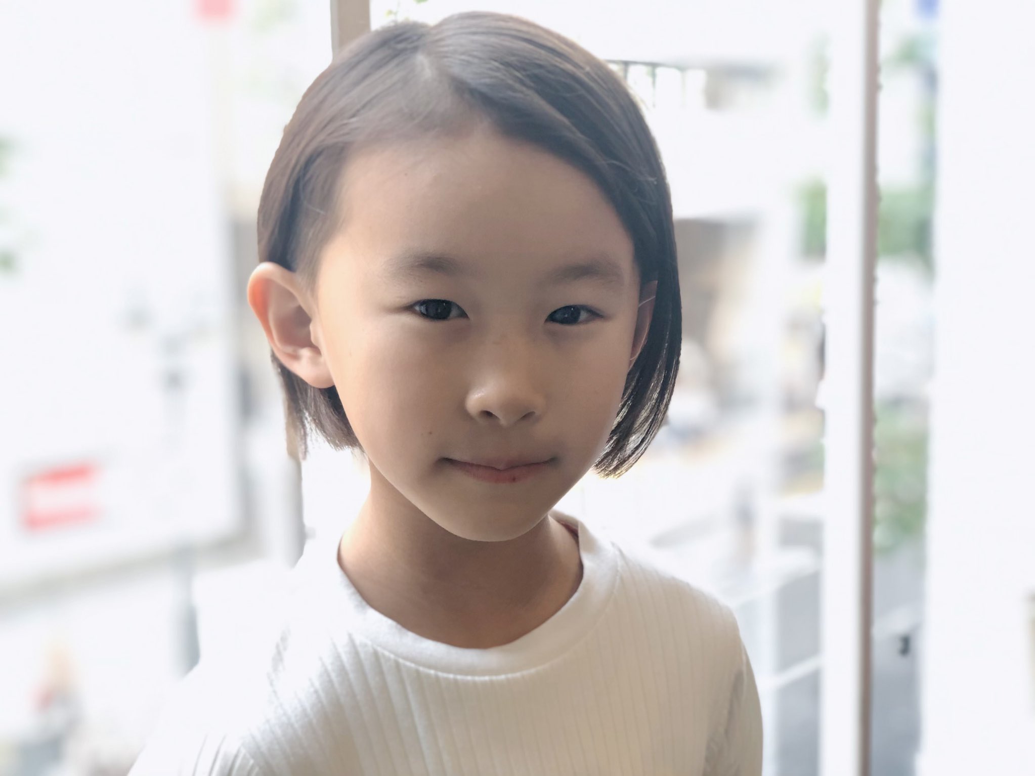 Twitter 上的 Roots 11月10日 東京 渋谷 とても気持ちの良い朝 最近 七五三 の 子供 達を多く見かけますね Roots も 7歳女子 ご来店です 内側を刈り上げた ショートボブ にイメージチェンジ 大人顔負けのアバンギャルド スタイル です 皆さんも 秋