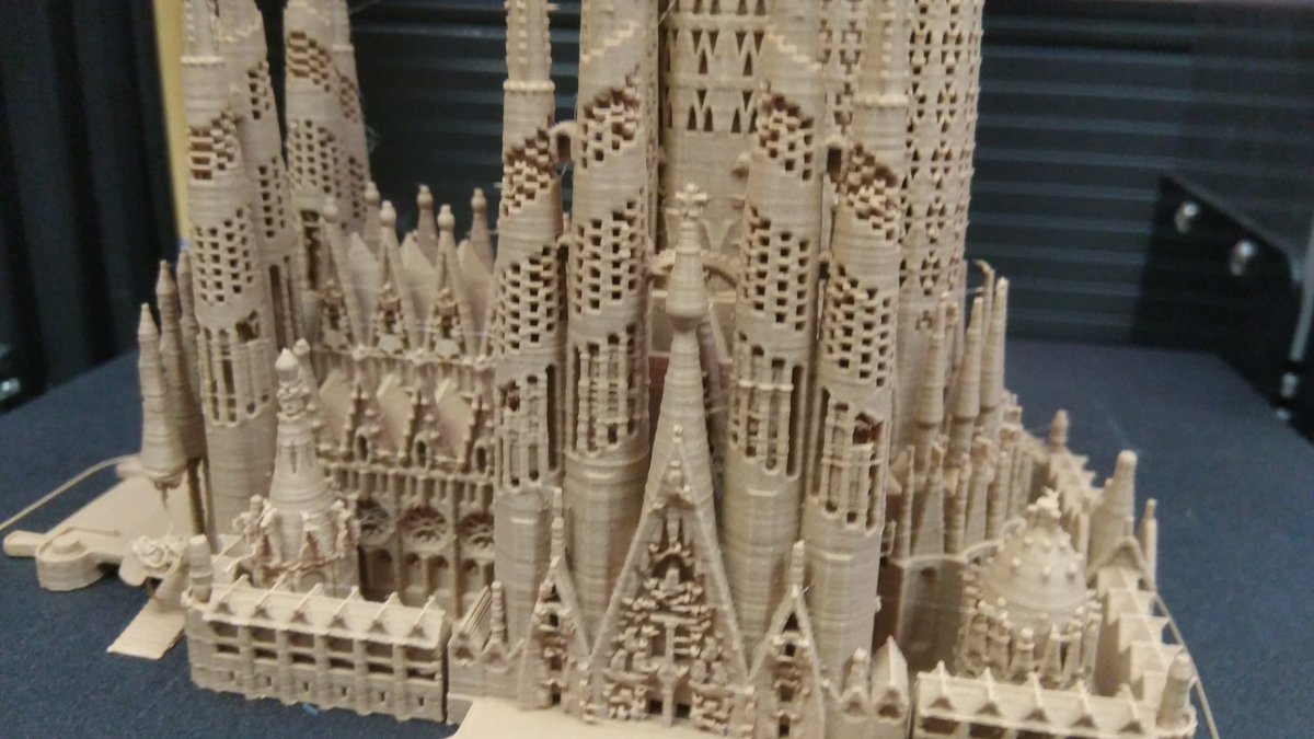 Plas3D's tweet image. Sagrada Familia model by @LDIbarra is stunning!  #plas3d #sagradafamilia #miniworld3d #Barcelona #woodpla