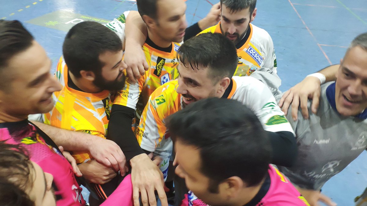 BmXimenez's tweet photo. Nueva Victoria y seguimos invictos ante @CBMaravillas con un resultado 24 - 25 muy trabajado y luchado hasta el último segundo. #elfuelle #atopisimo https://t.co/XEmhq7qpvj