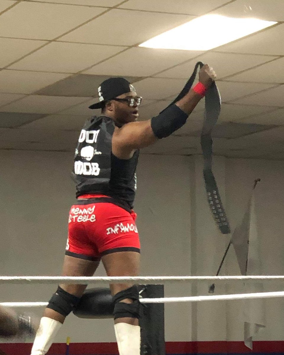 Kendawg313's tweet photo. Yo i be sooo damn fly i mak it look easy
#InfamousKenEG #Champ #DMFT #BlackBoyFly #PrettyKennyPendergrass @DFW_ALL_PRO https://t.co/DGz8uILSf4