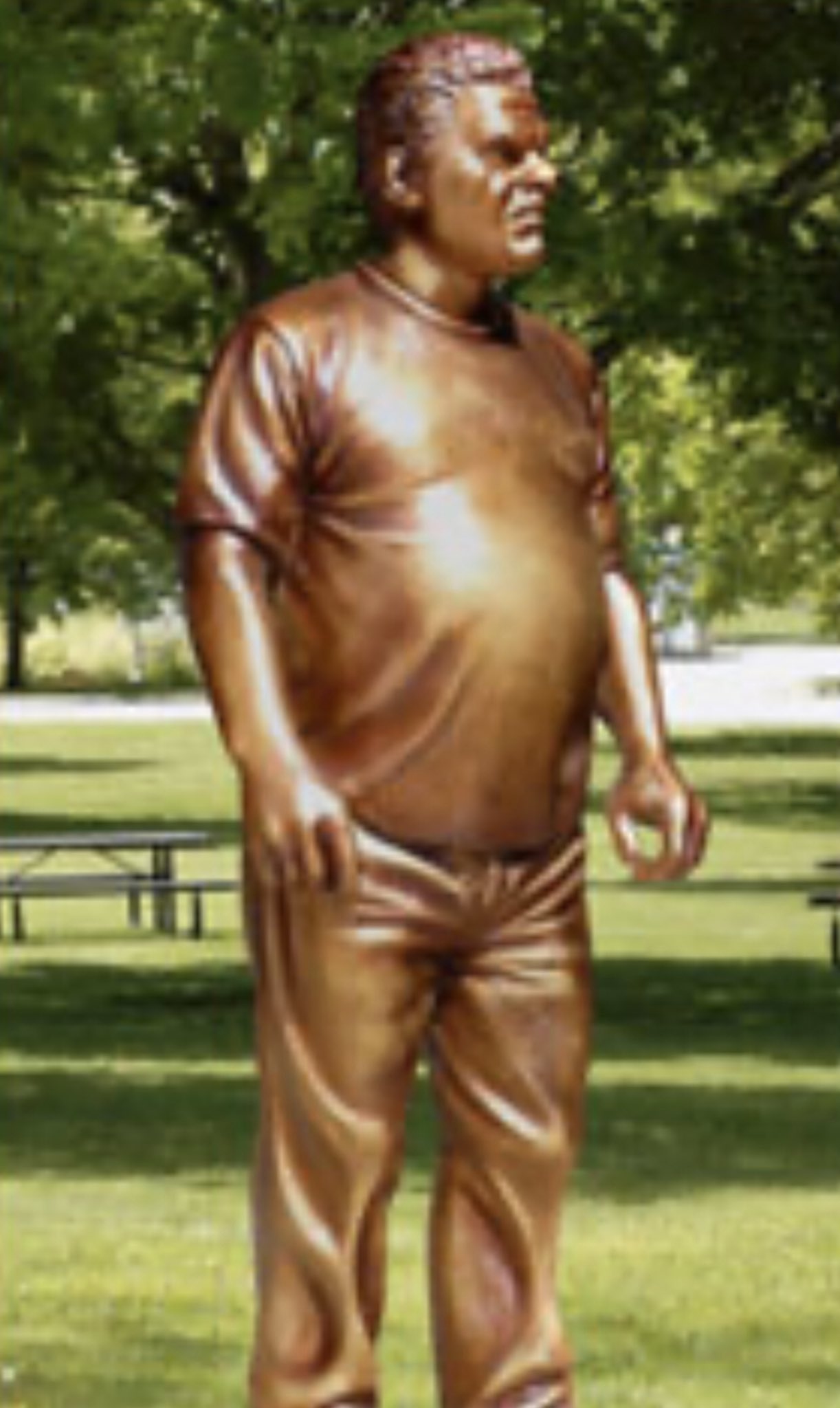 Luis Guzman Statue