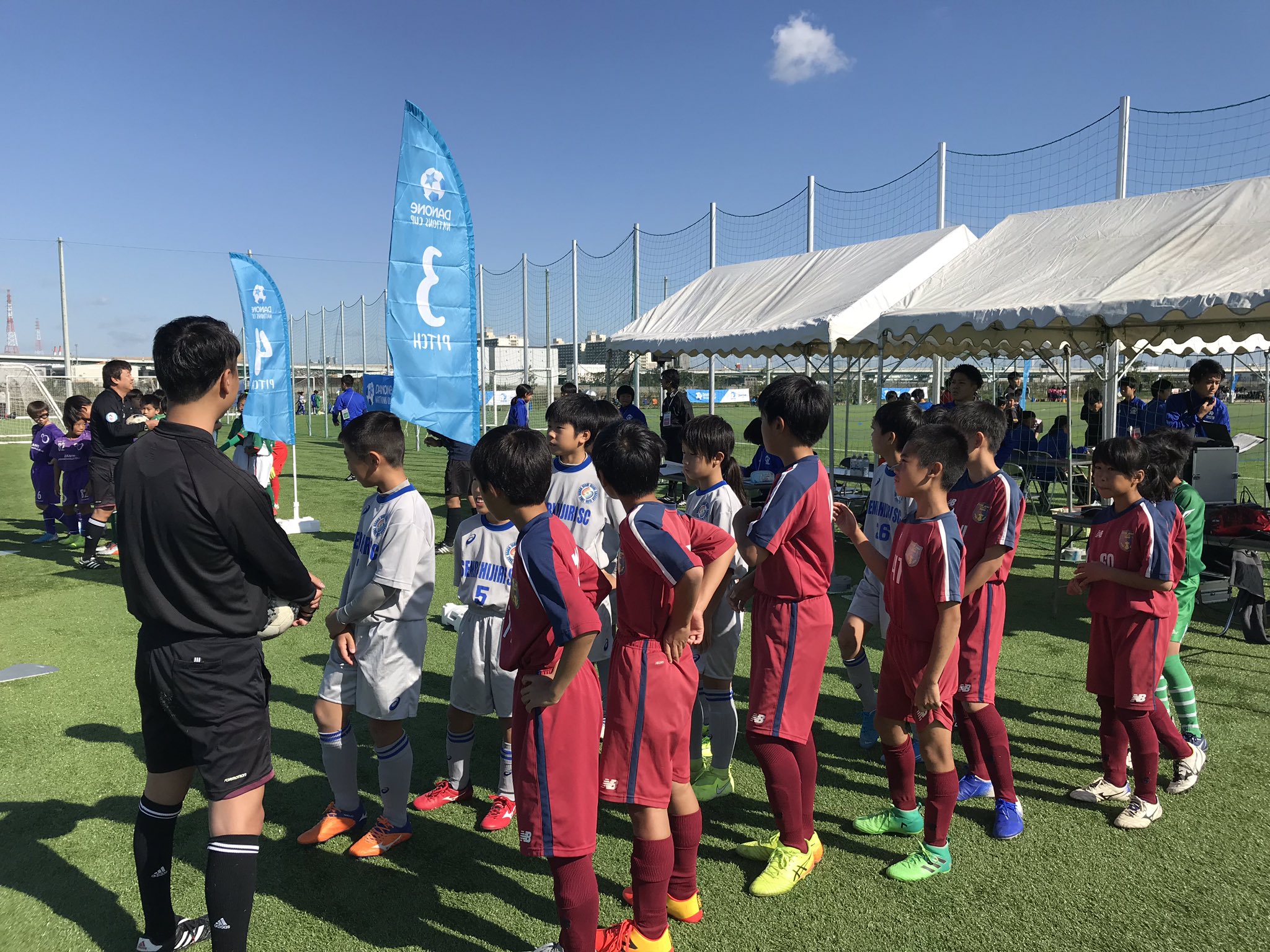 Danonenationscup Jpn 大阪会場予選 第2試合kickoff Pitch1 高槻南fc Vs アンドリュースfc Pitch2 西宮サッカースクール Vs 桐原東少年サッカークラブ Pitch3 千里ひじりサッカークラブ Vs センアーノ神戸ジュニア Pitch4 Avanti
