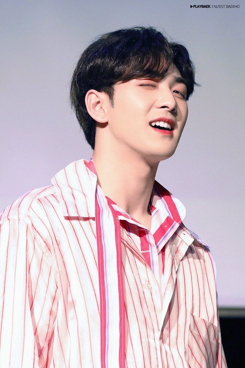 여기 한인들 중에 존나 고인물 꼰대년 있는데 나보구 오늘 지랄함,,, 중딩도 아니구 나이 쳐먹고 왜그런담 ㅠㅠ 울 동오나 봐야지💖