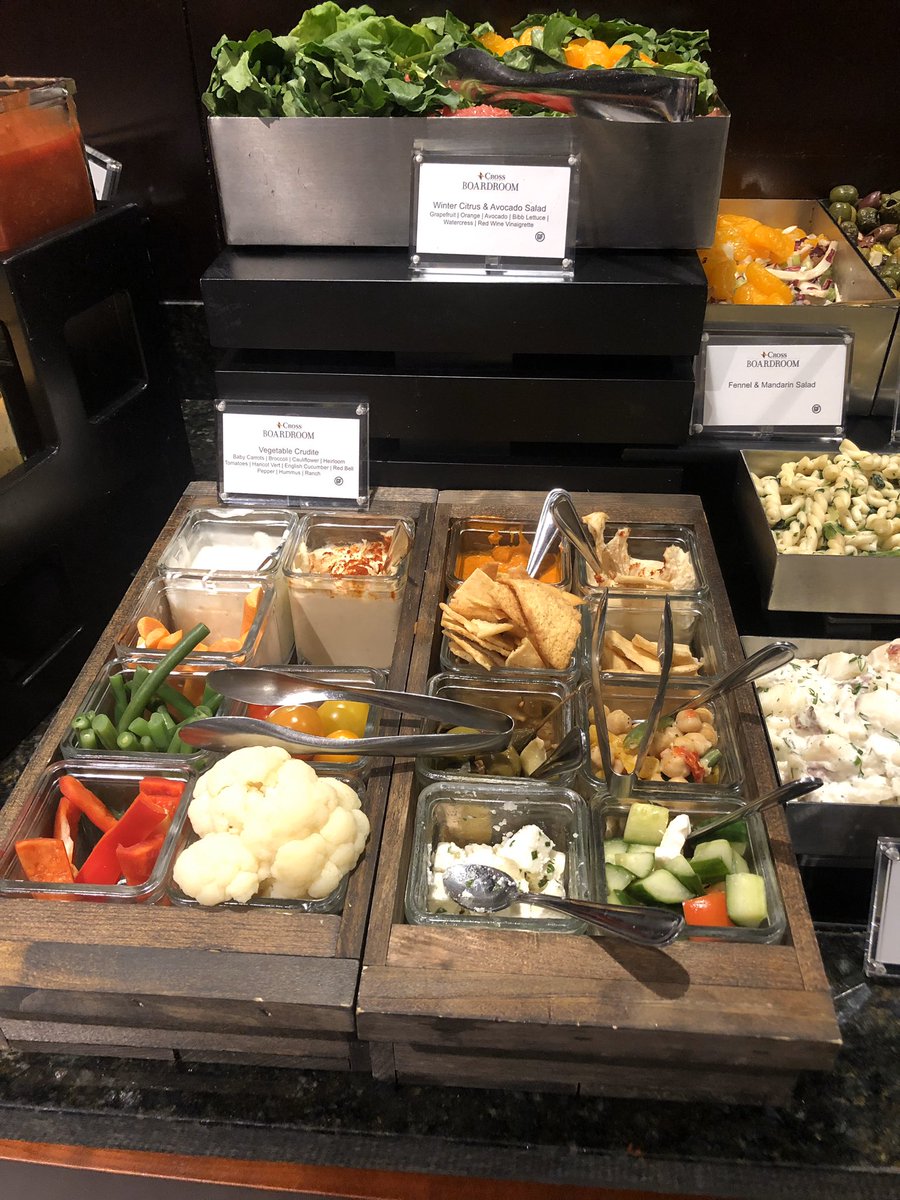 TheBestSeatsVIP's tweet photo. Tonight: our VIPs grubbing on the best of the best in the #Boardroom at #TDGarden! #ComicsComeHome #ComedyShow #VIPPasses #AllAccess #VIPBuffet #WeekendFun #BostonConcierge https://t.co/H5x8DmbxLZ
