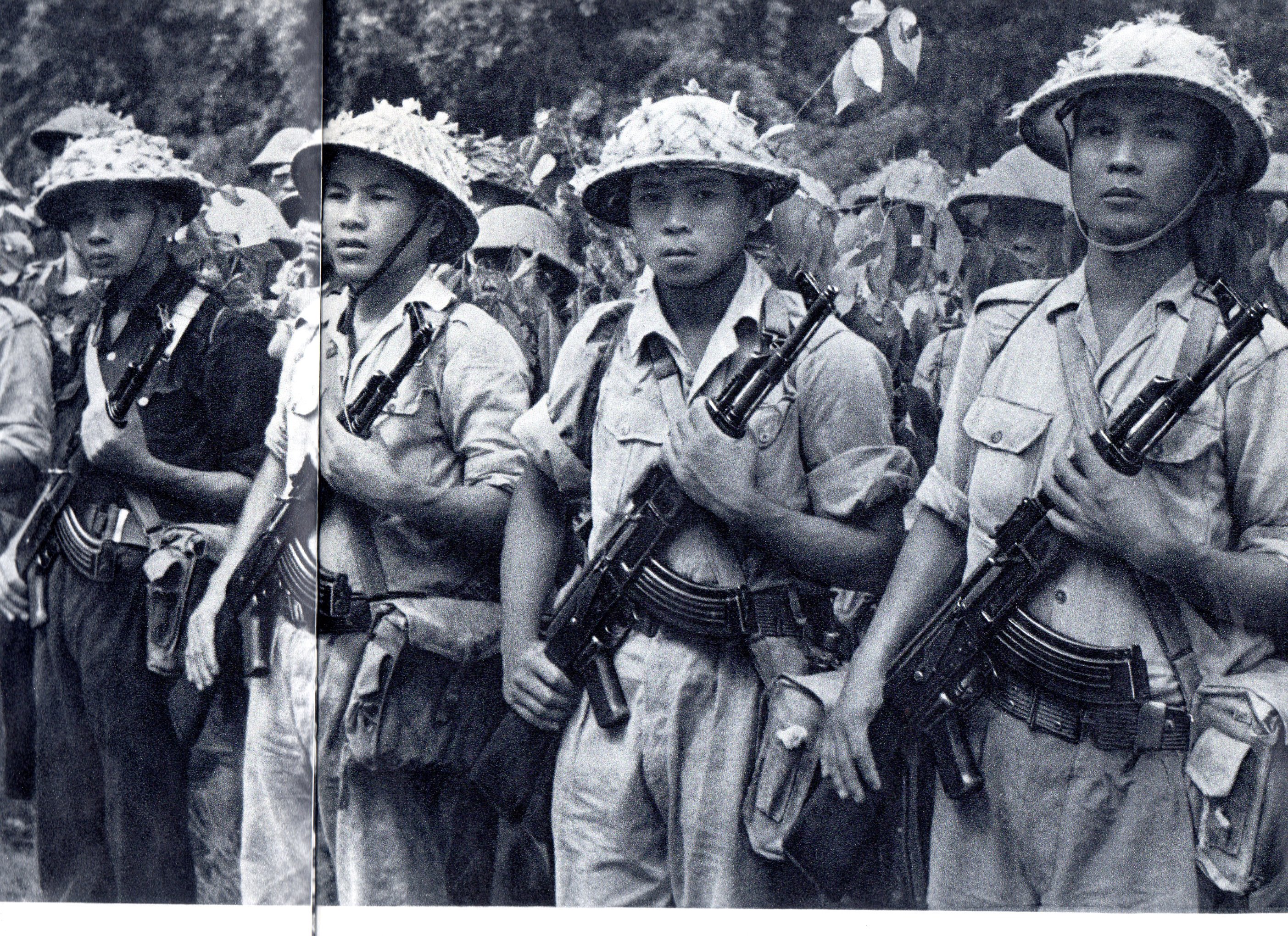 ベトナム人民軍 82式制服と制帽(3) Quân phục K82 thời bao cấp