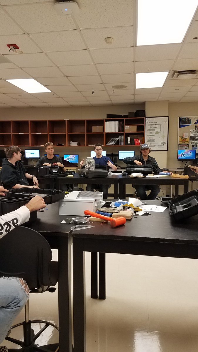 ATCPLTW's tweet photo. @DentonATC manufacturing students were surprised by our industry partners Don Halsey and Chris Flemming with @ntma who donated  tool kits that contained over $200 worth of manufacturing tools to each student. Thank you! @ctedentonisd @dentonisd. https://t.co/bS9rFtaCef