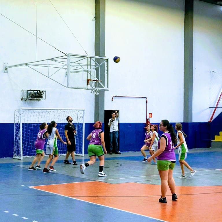 ASSEDEC1's tweet photo. Projeto Educando pelo Esporte interagindo com outros projetos pois isso também faz parte do aprendizado @portal_coop @OficialElektro @BraskemSA #assedec #projetoeducandopeloesporte https://t.co/iUdyIwIGEl
