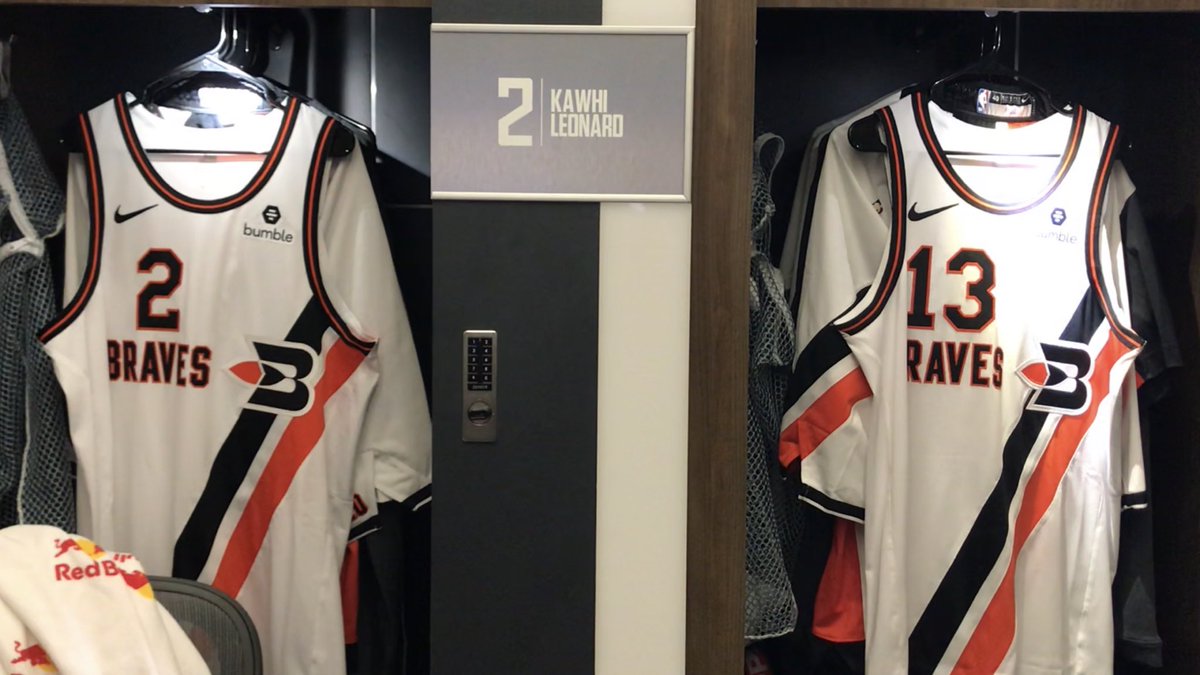 Tomer Azarly X પર: Kawhi Leonard and Paul George's Buffalo Braves jerseys  for tonight (even though PG is out). #Clippers  / X