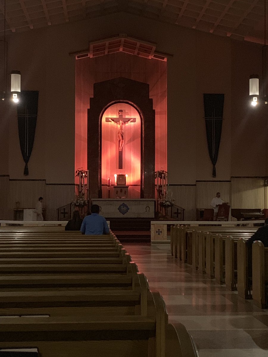 SowerMinistry's tweet photo. I came to mass actually I’m still here . I’m praying for all of you I know sometimes life will throw curve balls at us but don’t be discouraged. He does have a plan but we have our own. In the silence he speaks to us find sometime to spend it alone with him in silence. https://t.co/zUR8s8kXgH