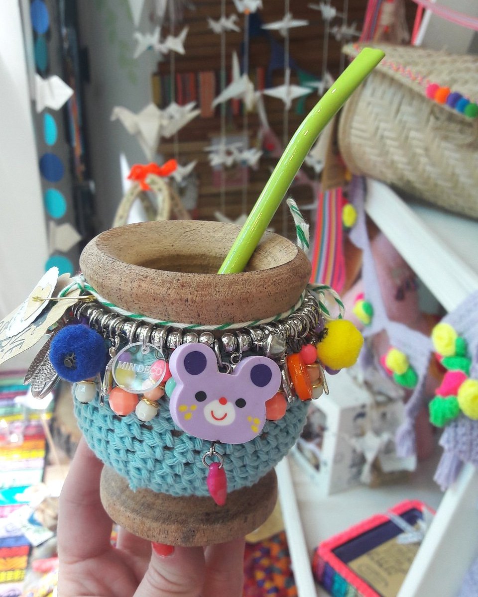 mindeco's tweet photo. 👇👇👇
MIN DECO | ESPAÑA 576 | 4216220 | MINDECO@LIVE.COM.AR
#mindeco #hechoconamor #hechoamano #hechoenrosario #rosario #tiendadediseño#mate #matemindeco #matecanchero #matecononda #mates #argentina  #Instashop #fashionista #bohemian #bohoshop #bohochic #hippiechic #fashion https://t.co/GfW9NfWQuQ