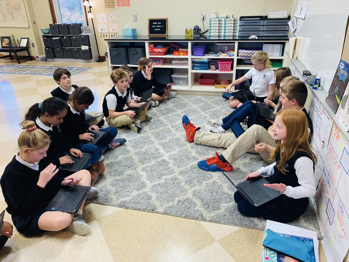 Shircliff_SHMS's tweet photo. Working on our key concept, perspective. Today students participated in a debate and respected other people’s opinions. I was so proud of these leaders! @SHMSlouisville #level5leaders https://t.co/R9WT0jeWXo