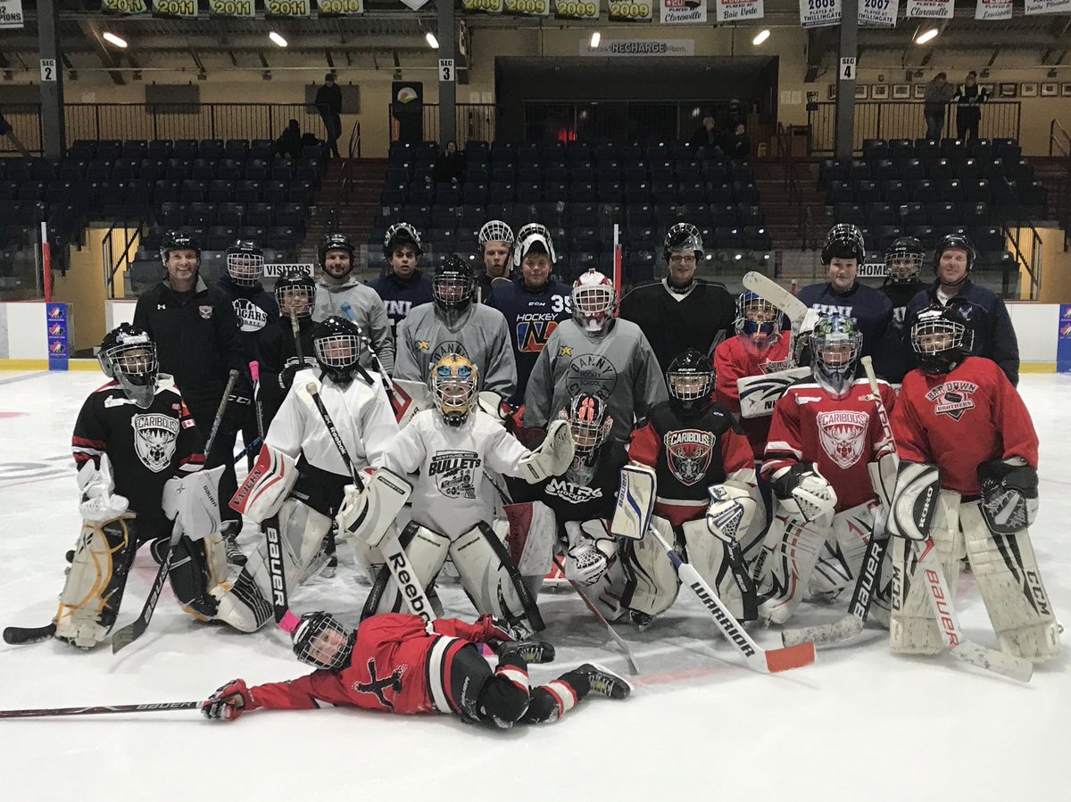 Great turn out to our first goalie training session of the season! Thanks to all goalies who attended and many thanks to our dedicated coaches and bantam/midget goalies and players (shooters) for all of their help! 
#GoBousGo
#HerdTogether