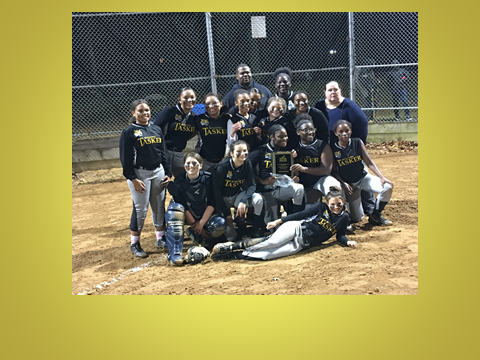 BTMSTigers's tweet photo. We are the CHAMPIONS! 2-0 Victory over Greenbelt MS.
#TheyWereReady #TigerChamps #WeAreProud #ThankYou https://t.co/Ez8RFgp6lM