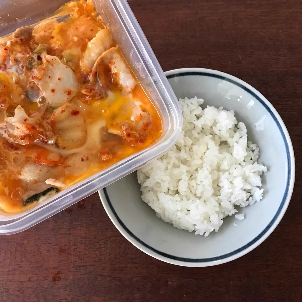 オシャレじゃないけど美味しい！？「とろたま豚キムチ丼」の作り方！