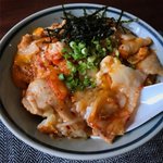 オシャレじゃないけど美味しい!？「とろたま豚キムチ丼」の作り方!