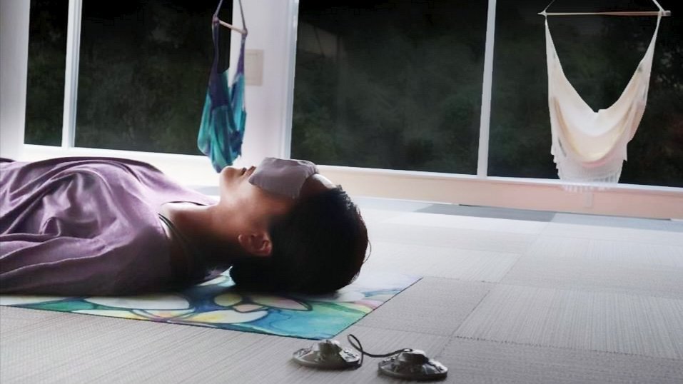 meditation for a sweet sleep🌙
naomiji.blog.fc2.com/blog-entry-144…　

#meditation #yoga #sleep #yoganidra #goodnight #sweetsleep #relax #trip #yogamat #eyepillow #lavender #aromatherapy #healing #メディテーション #瞑想 #ヨガ #ヨガニードラ #快眠 #不眠症 #アイピロー #旅 #冬季限定 #伊勢志摩