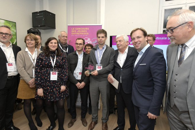 1/2 finale #Madein92 Prix de la solution #digitale attribué à Laurent Bacot, Jérémy Denais, Nicolas Arias de @we_are_cb_plus <a href="/ville_boulogneB/">Ville de Boulogne-Billancourt</a> : solution de lutte contre le gaspillage alimentaire &amp; de renforcement de la traçabilité. Avec <a href="/outscale_fr/">OUTSCALE France</a> <a href="/cpme92/">@CPME92</a> <a href="/Solocal/">solocal</a>