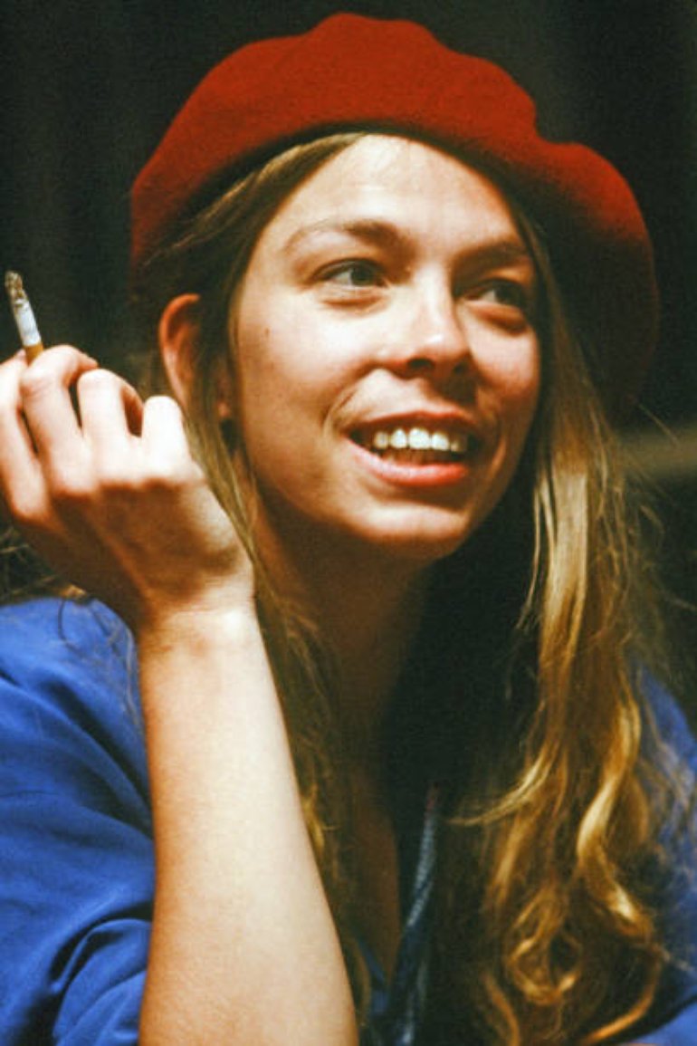 Happy Birthday to American singer songwriter Rickie Lee Jones, born on this day in Chicago, Illinois in 1954.    