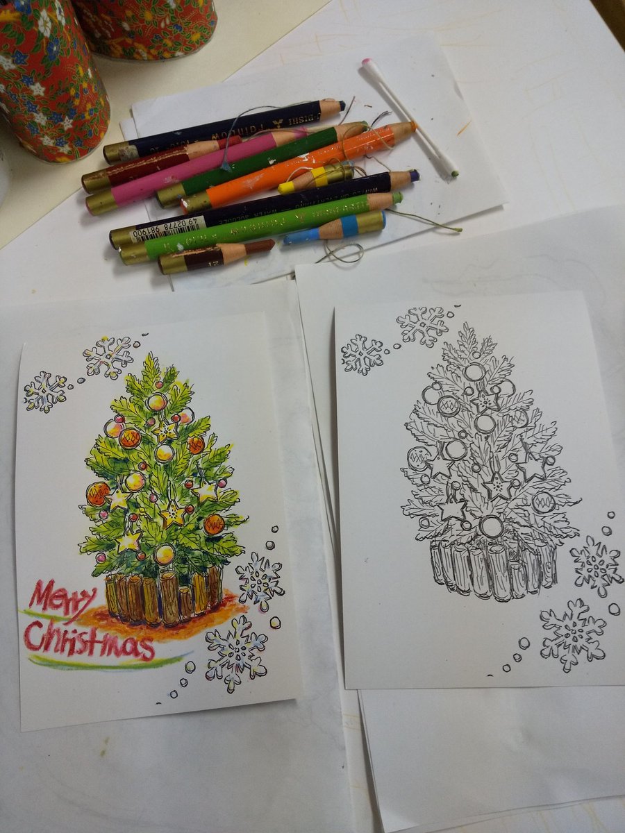 ギャラリーねこい V Twitter 本日のイラスト 出張水彩色鉛筆ぬりえ教室をしている高齢者向け施設からのリクエスト ご年配の方でも塗りやすく かつ見映えと満足感がある様にするのに毎回悩みます イラスト ぬりえ クリスマスツリー クリスマスローズ
