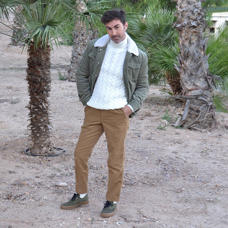 ¿Sabes ya cuál es el tejido tendencia de la temporada? #AndrewSánchez sabe lucirlo en un #totallook como nadie y además, te lo explica todo en su nuevo post. ¿Partimos la pana? 🍂🍁✨
👉 bit.ly/Pana_AndrewSan…