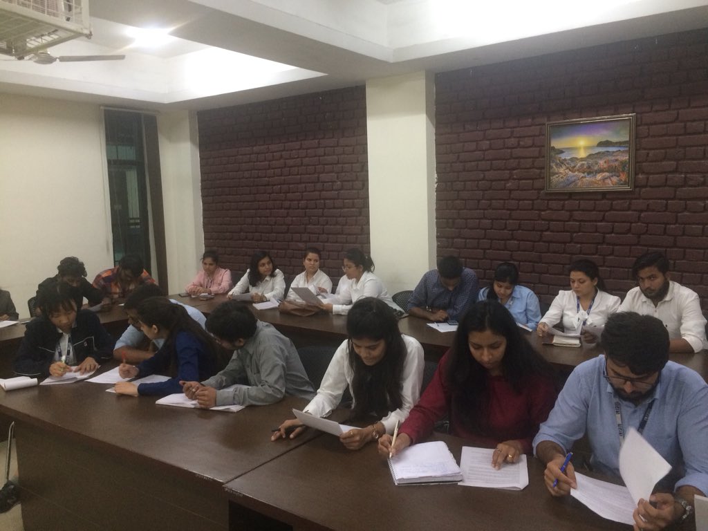 Archnahr's tweet image. Invited to #LPU to conduct workshop on “Business case study analysis” 
Some real brilliant solutions and methods discussed on real life case study which was self created. 
#fridayfeeling #ManagementConclave #thankyouAlmighty