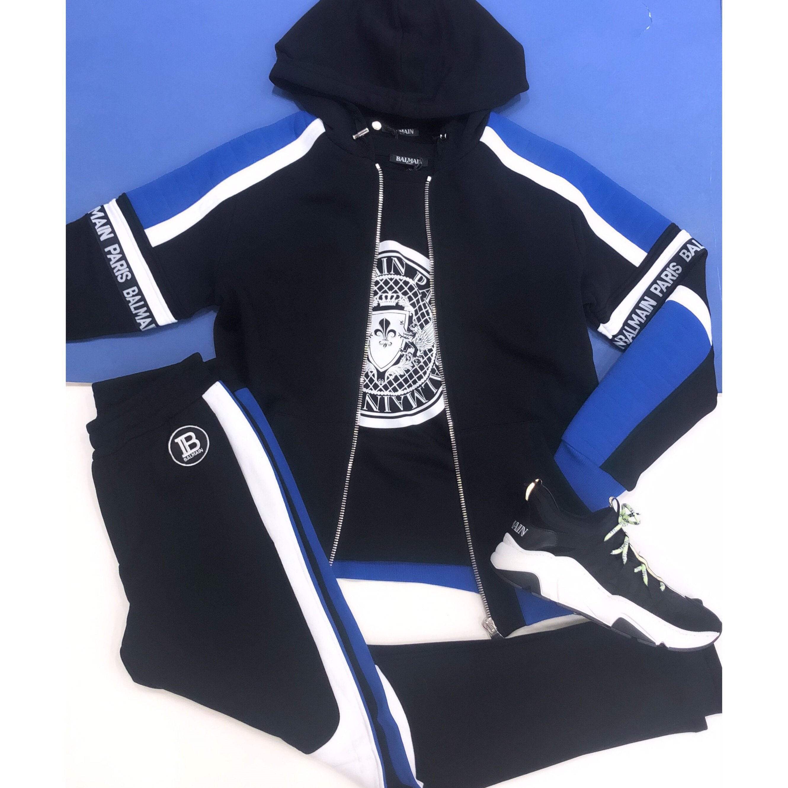 ODs DesignerClothing on X The amazing boys royal blue BALMAIN tracksuit paired with tee and trainers . Available to shop in store and online . balmain boystracksuit christmasoutfit