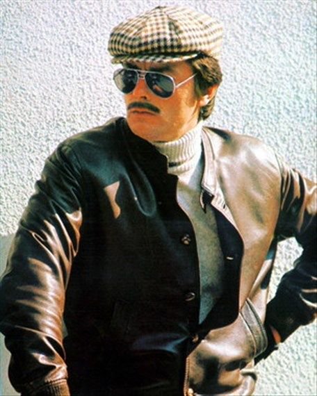 Parisian incognito, but still chic. Happy Birthday Alain Delon. 