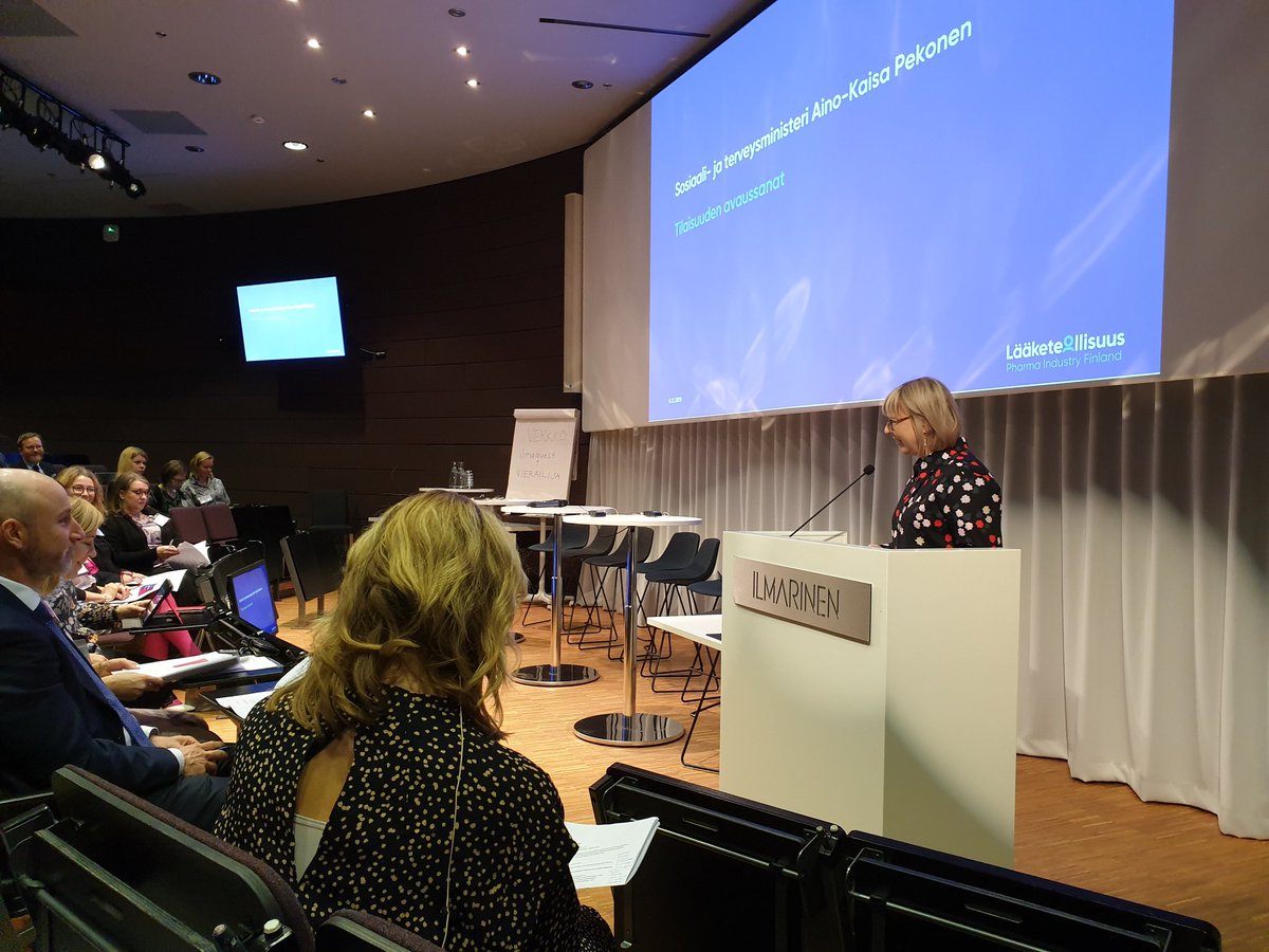 Ministeri @akpekonen: Lääkkeiden saatavuus lääkealan toimijoiden yhteinen tehtävä. Tarvitaan toimijoiden yhteistyötä ja monipuolista viestintää. #LääkkeidenSaatavuus #Saatavuusfoorumi