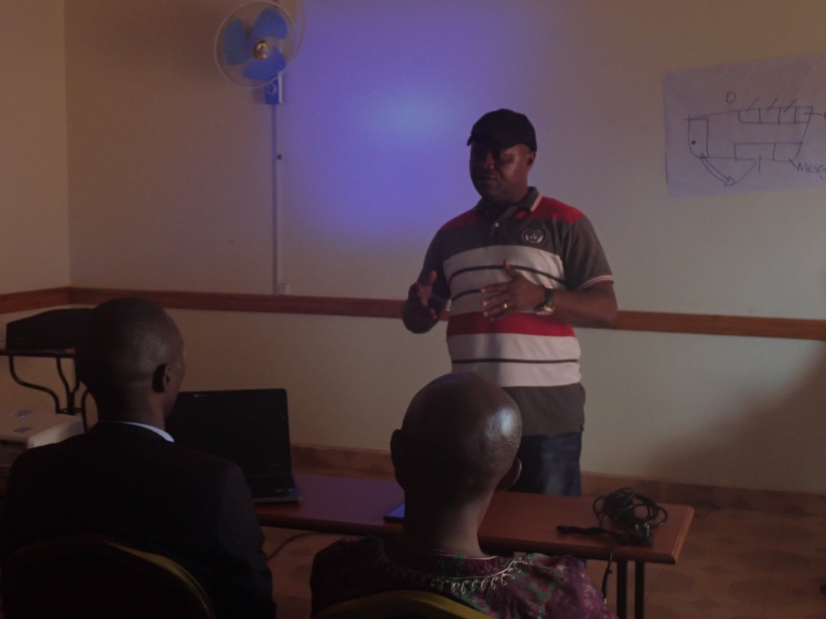 smartupfactory's tweet photo. Head of programs @PlanUganda givings his closing remarks and advice on how to approach challenges at the hubs. #SmartupFactory https://t.co/RNqrNX3GKk
