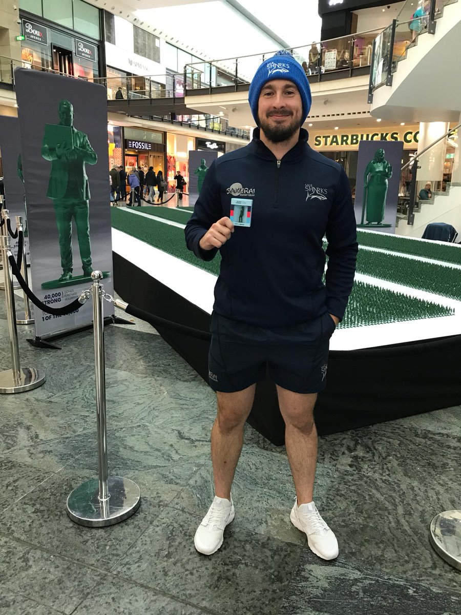 HelpforHeroes's tweet image. We are in Eccles tonight! Enjoy the rugby and see our mini 40,000 Strong model force installation at the @SaleSharksRugby  vs @WaspsRugby game.  #40ThousandStrong

A HUGE thank you to @SaleSharksRugby for giving #veterans free tickets to the game! 🙌