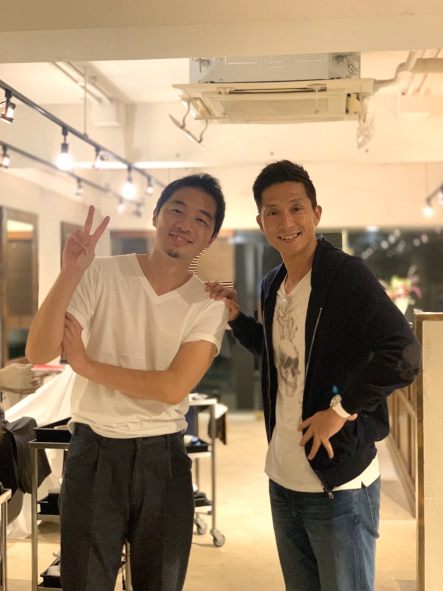 福西崇史 𝕋𝕒𝕜𝕒𝕤𝕙𝕚 𝔽𝕦𝕜𝕦𝕟𝕚𝕤𝕙𝕚 على تويتر さっぱりカット ヘッドスパも最高 尚くんありがとう Rima 美容院 髪 表参道 ヘッドスパでまた寝てもうた 気持ちよい 福西崇史 ポートレートおじさん